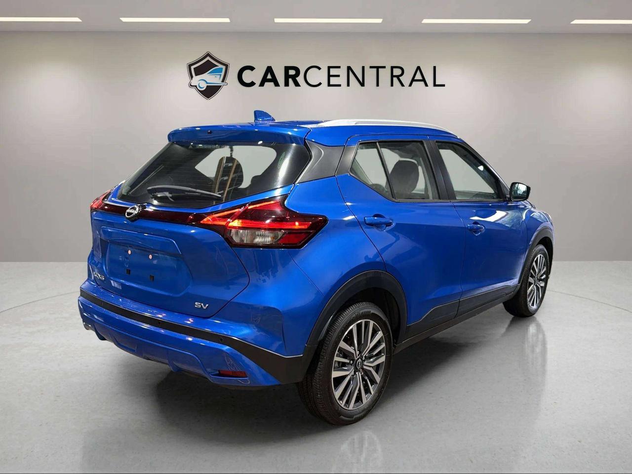 2024 Nissan Kicks SV| CLEAN CARFAX| BLIND SPOT| HTD SEATS| CARPLAY Photo4