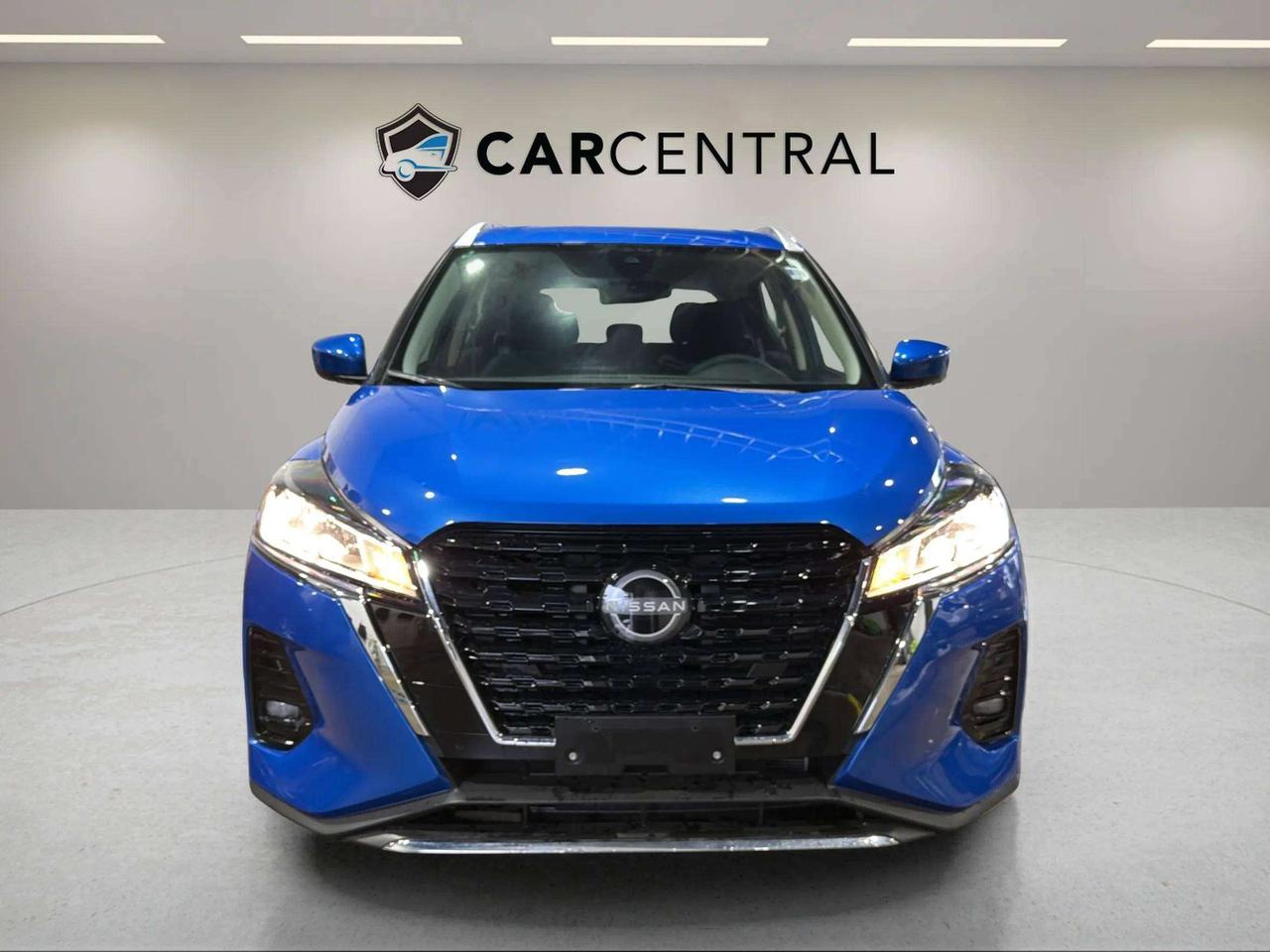 2024 Nissan Kicks SV| CLEAN CARFAX| BLIND SPOT| HTD SEATS| CARPLAY Photo