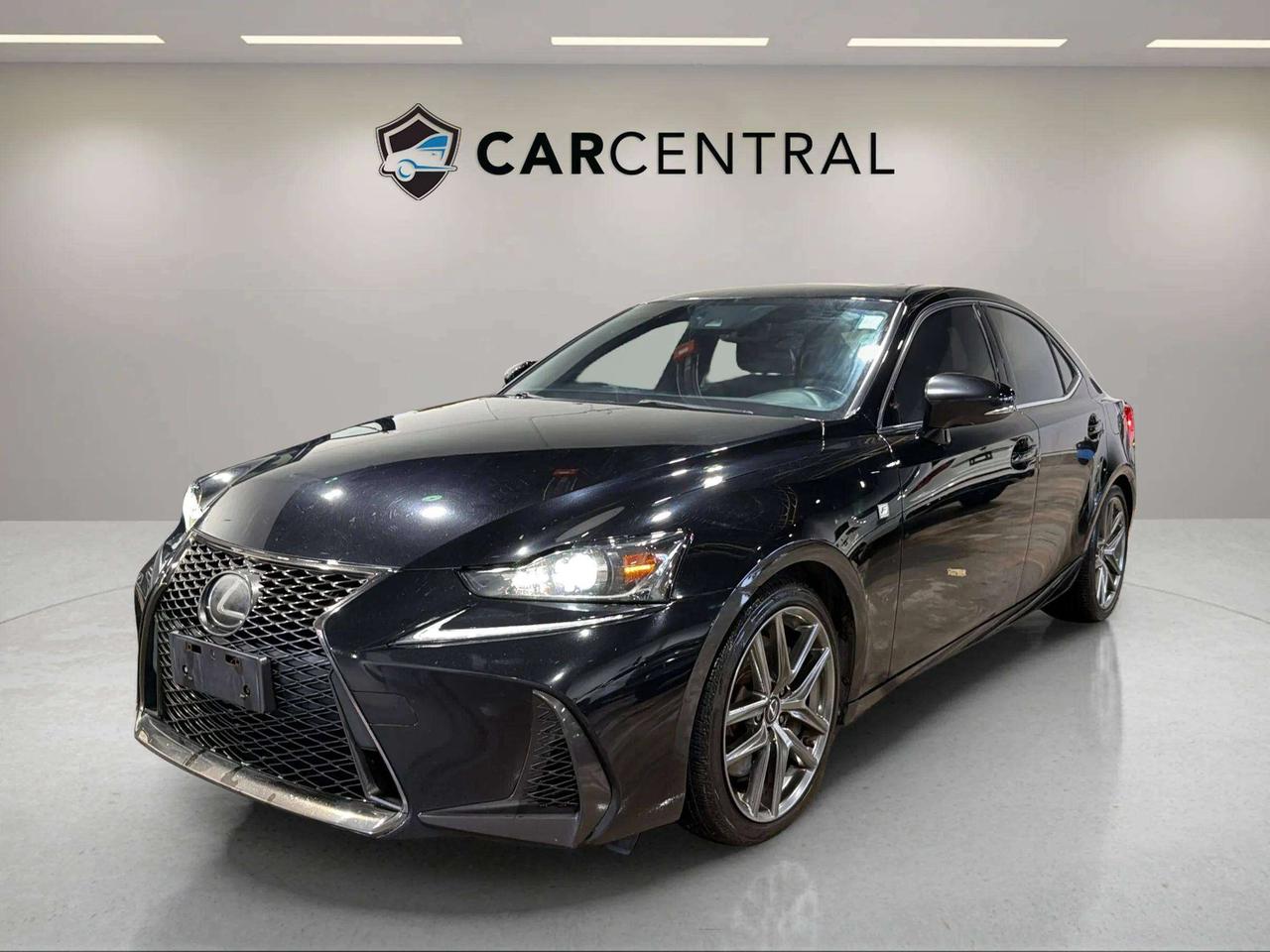 2019 Lexus IS IS 300| CLEAN CARFAX| F1 SPORT|CARPLAY| VENT SEATS Photo0