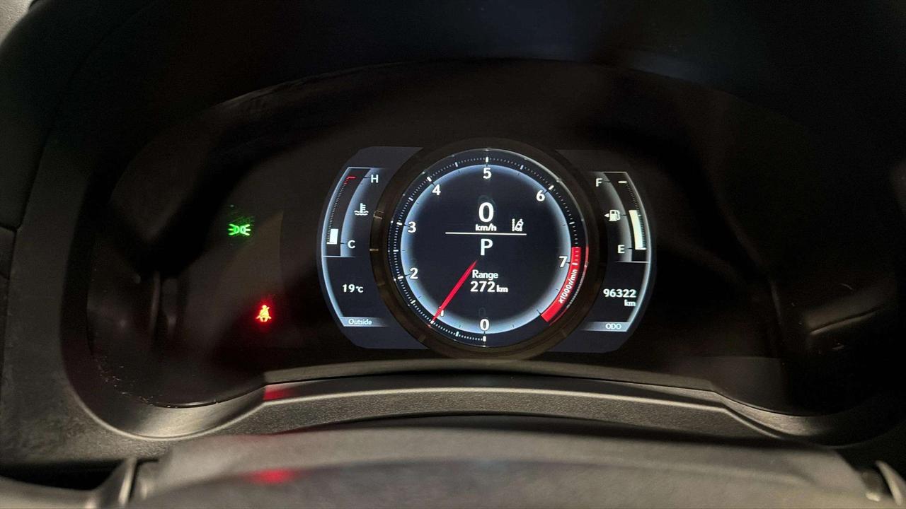 2019 Lexus IS IS 300| CLEAN CARFAX| F1 SPORT|CARPLAY| VENT SEATS Photo