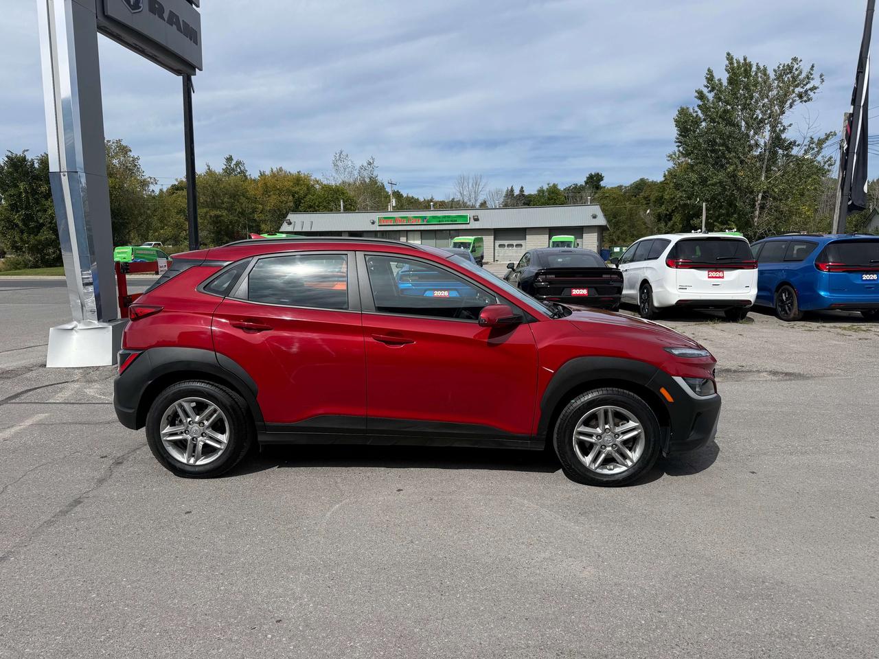 2023 Hyundai KONA Essential Photo