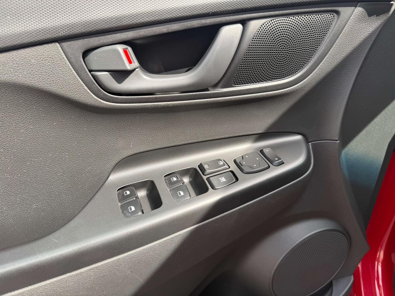 2023 Hyundai KONA Essential Photo