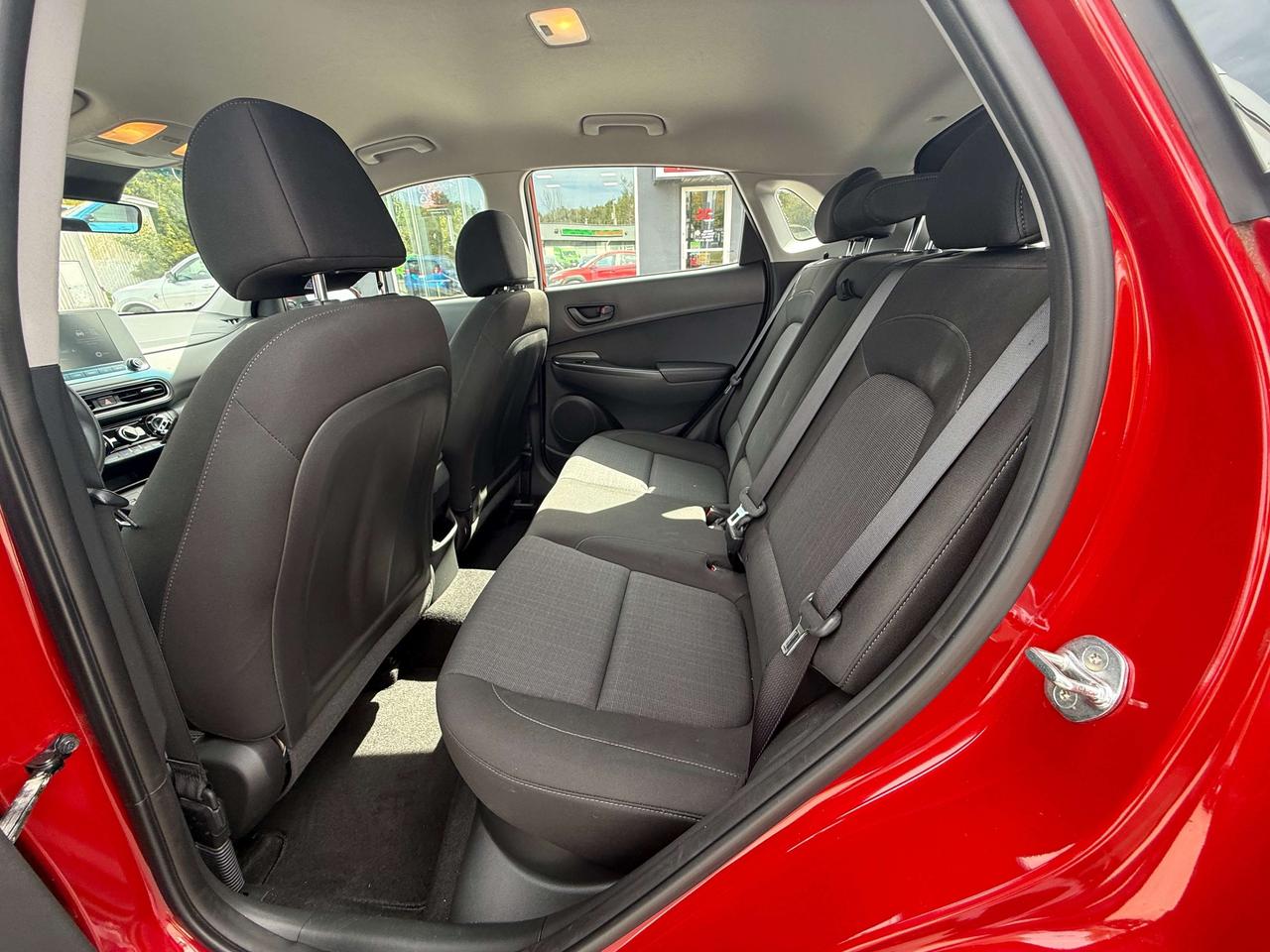2023 Hyundai KONA Essential Photo