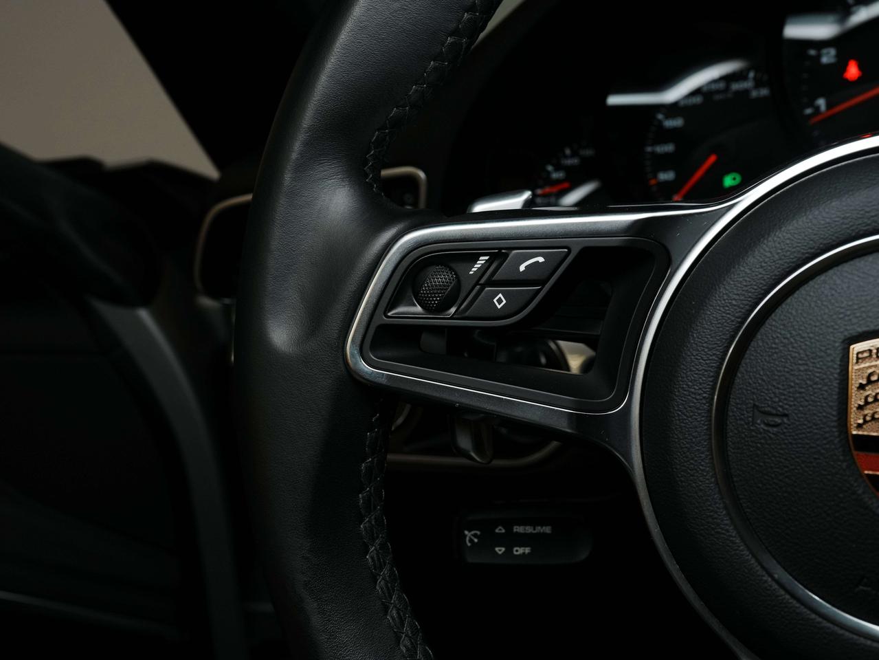2019 Porsche 911 PREMIUM PKG | BOSE | SUNROOF Photo