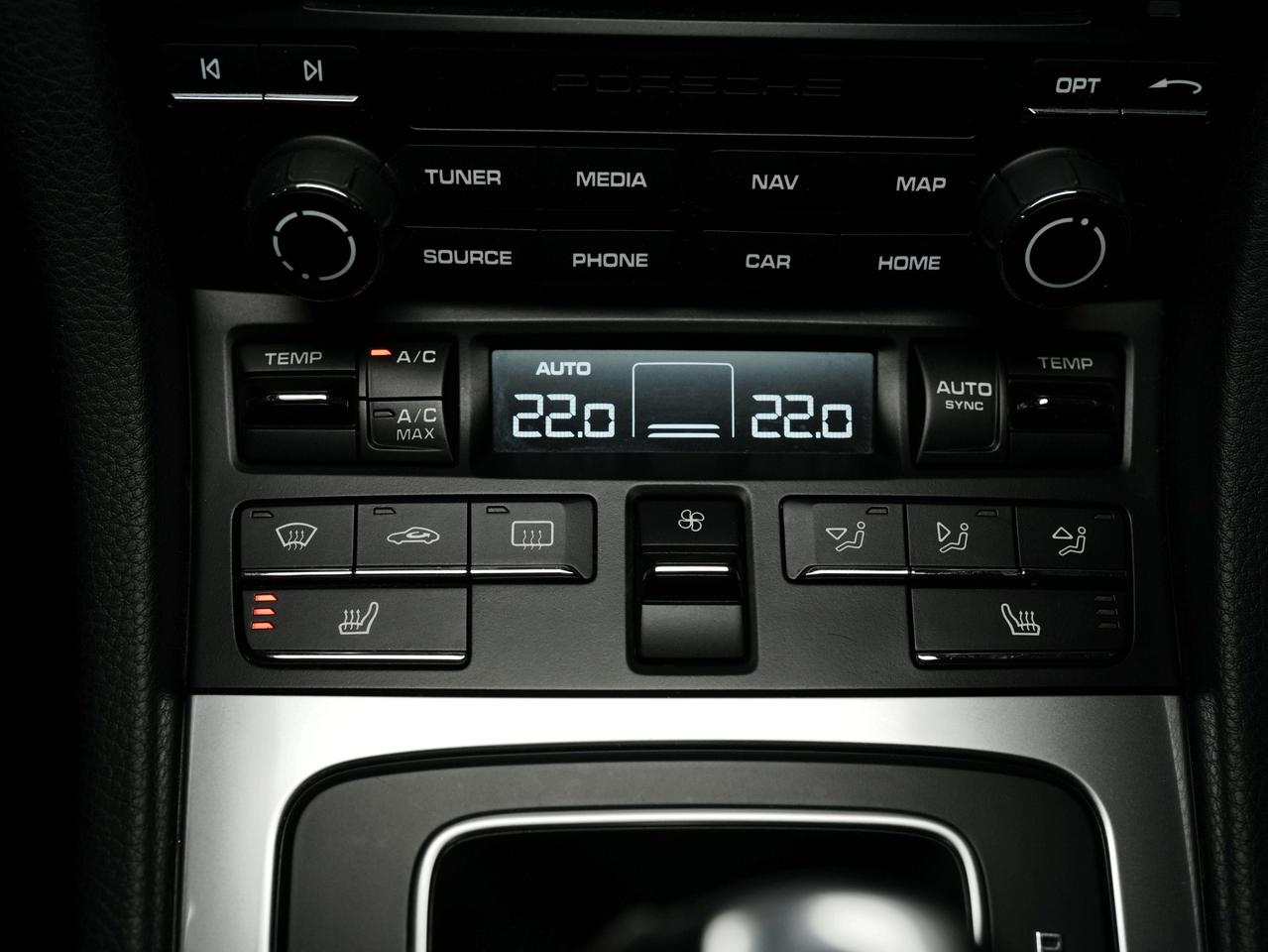 2019 Porsche 911 PREMIUM PKG | BOSE | SUNROOF Photo