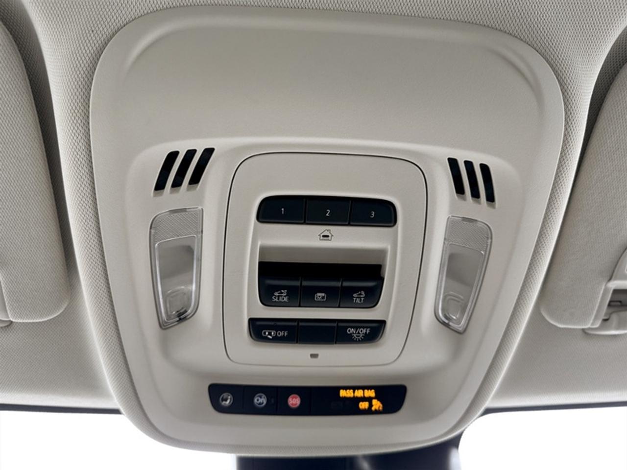 2021 Buick Envision Essence w/Tech Pkg I  - Low Mileage Photo
