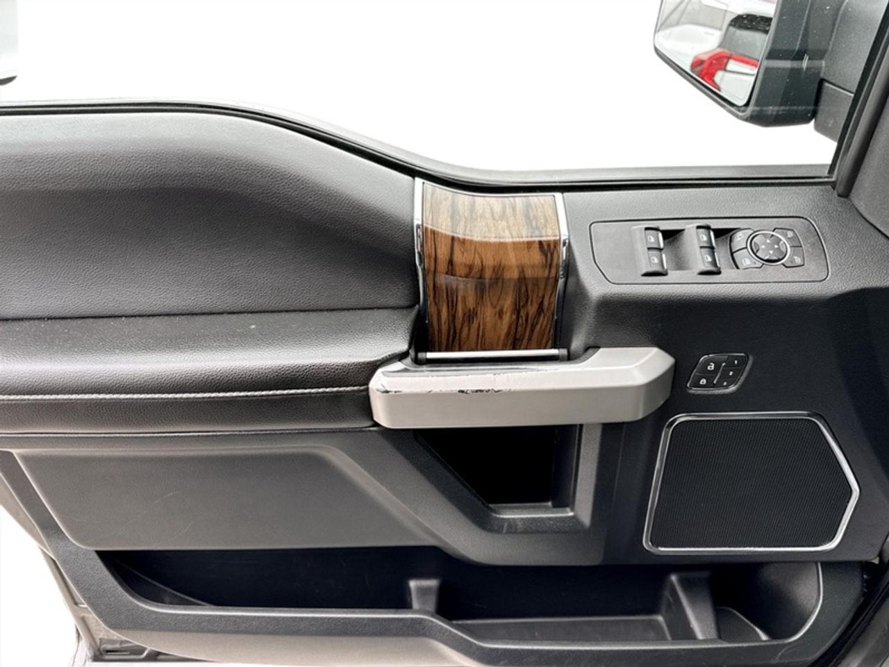 2019 Ford F-150 Lariat Photo