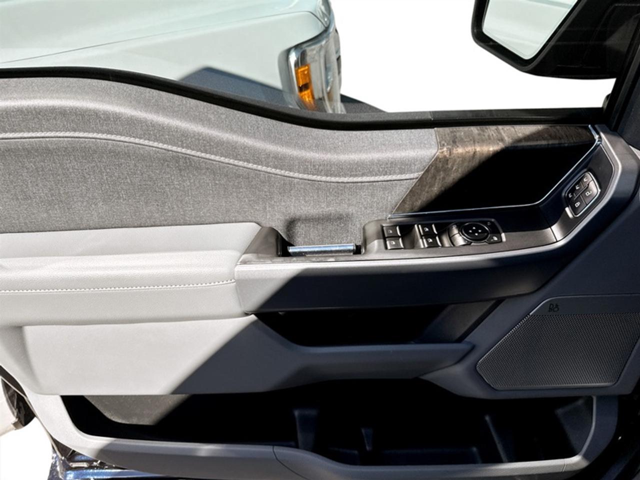 2021 Ford F-150 Lariat  **CLEAN CARFAX** Photo