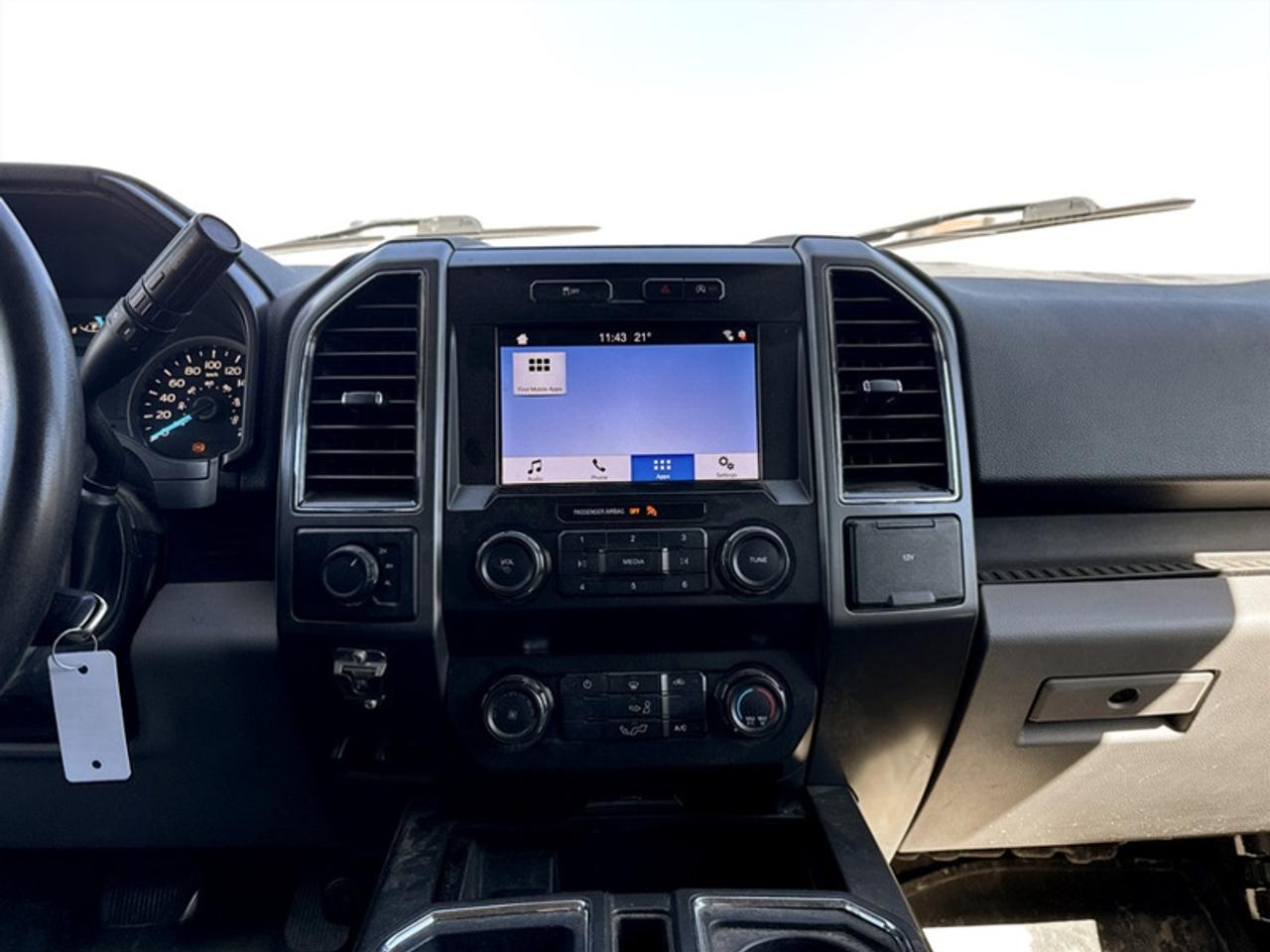 2019 Ford F-150 XLT w/Console  **CLEAN CARFAX** Photo