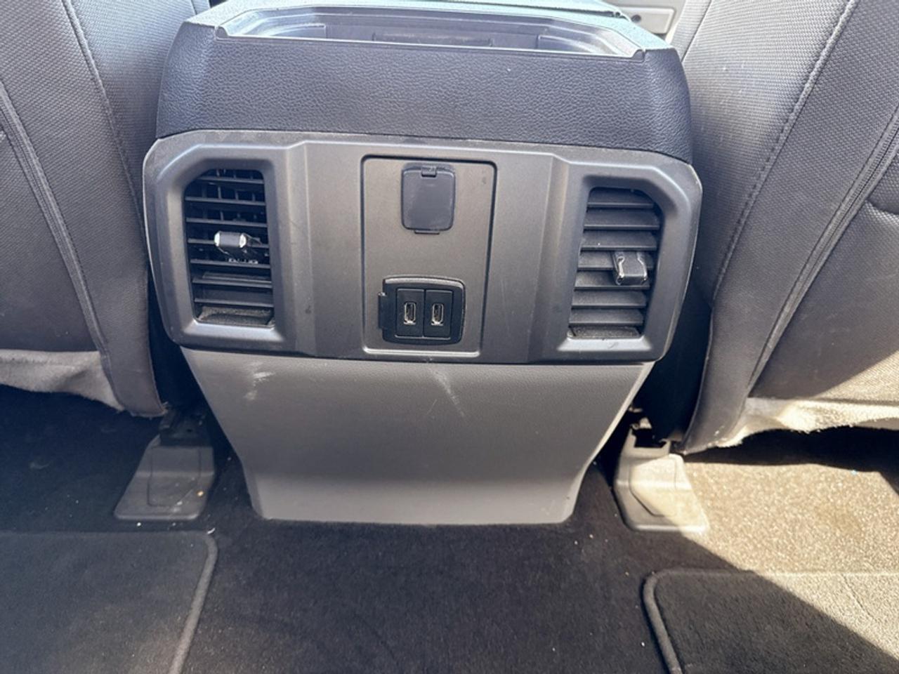 2019 Ford F-150 XLT w/Console Photo