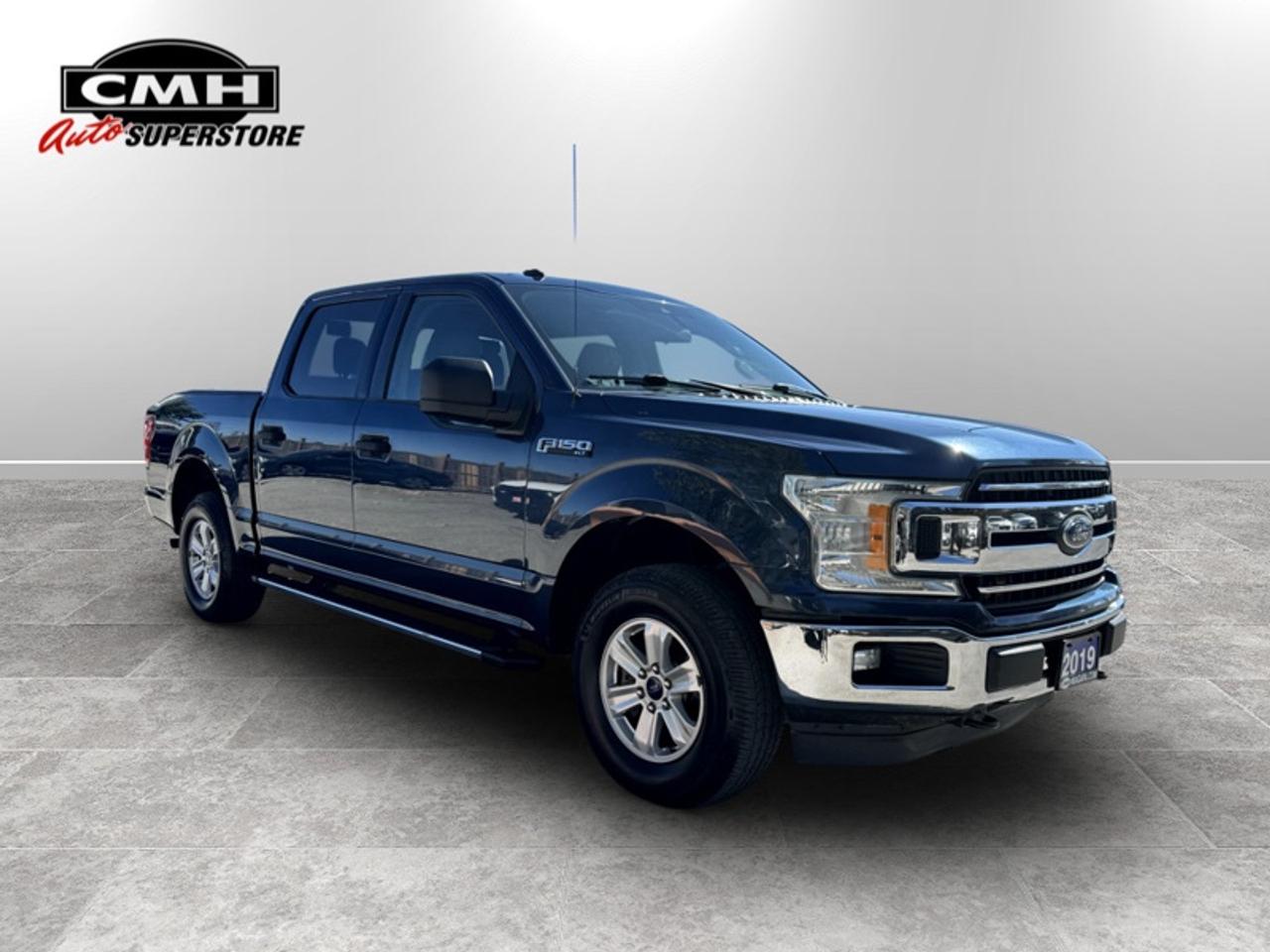 2019 Ford F-150 XLT w/Console  **CLEAN CARFAX** Photo