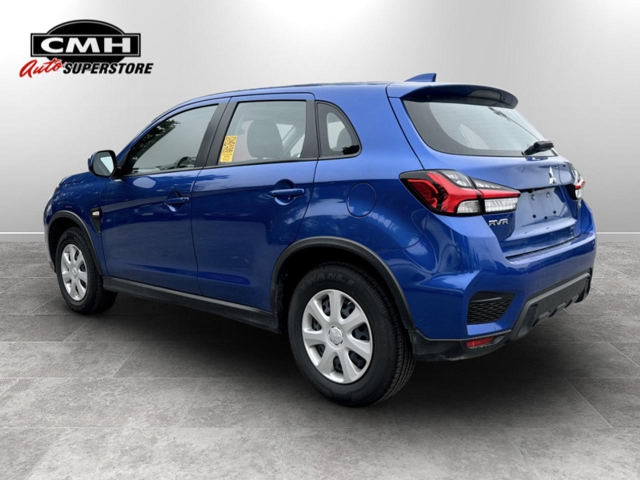 2024 Mitsubishi RVR ES  **APPLE CP - HTD SEATS** Photo
