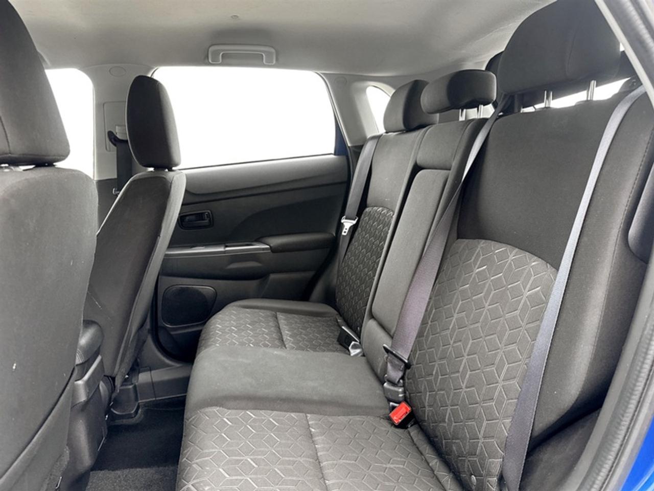 2024 Mitsubishi RVR ES  **APPLE CP - HTD SEATS** Photo