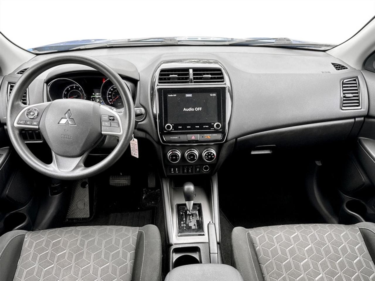 2024 Mitsubishi RVR ES  **APPLE CP - HTD SEATS** Photo