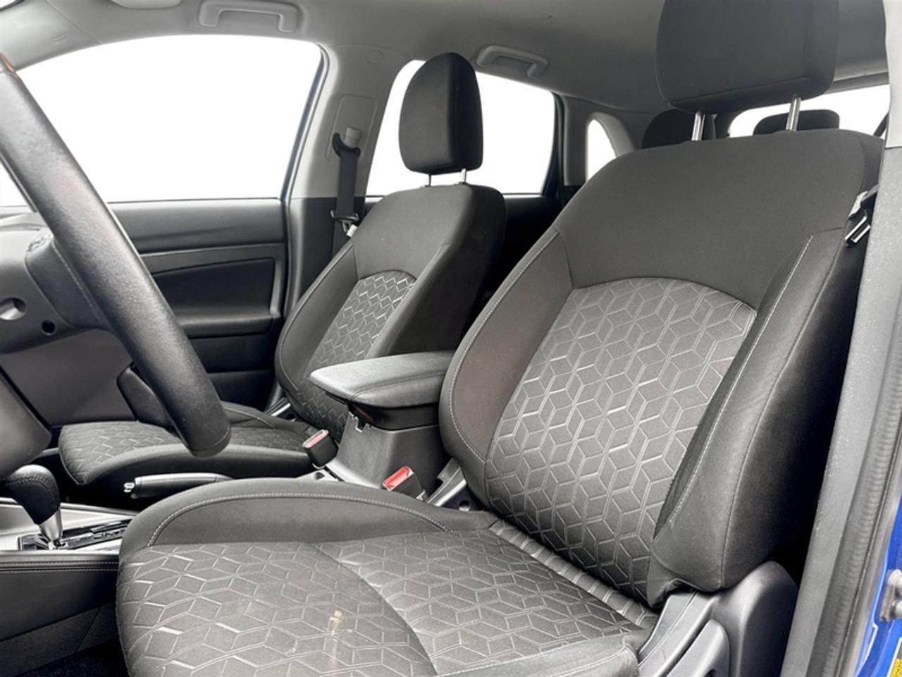 2024 Mitsubishi RVR SE AWC Photo