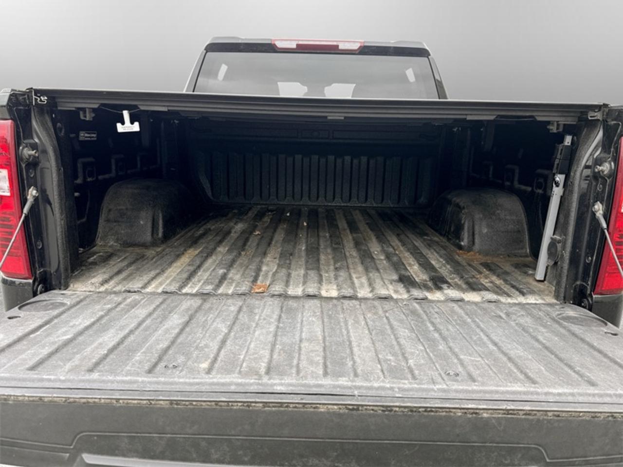 2022 Chevrolet Silverado 1500 LT w/Convenience Pkg  *CLEAN CARFAX* Photo