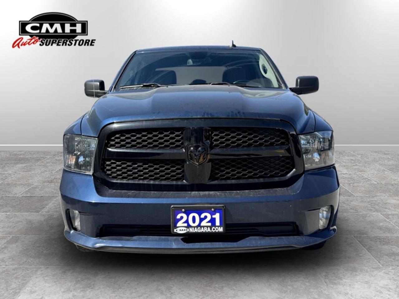 2021 RAM 1500 Classic EXPRESS NIGHT EDITION Photo