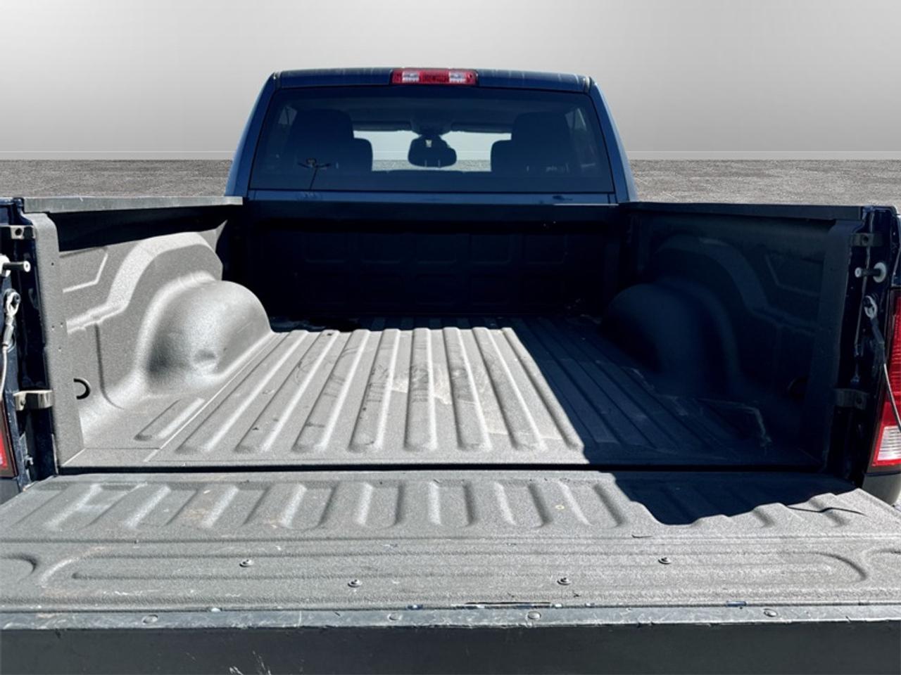 2021 RAM 1500 Classic EXPRESS NIGHT EDITION Photo