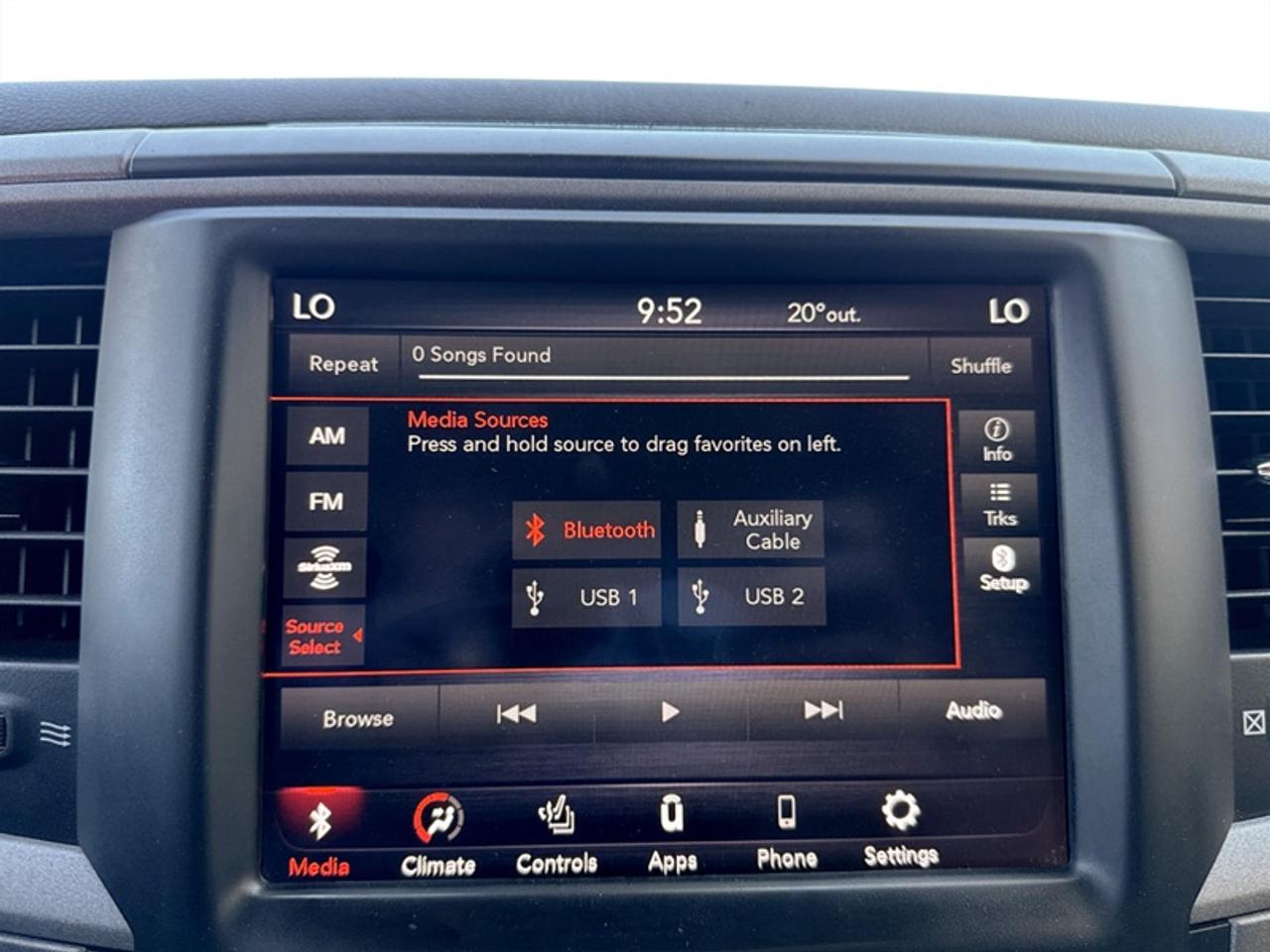 2021 RAM 1500 Classic EXPRESS NIGHT EDITION Photo