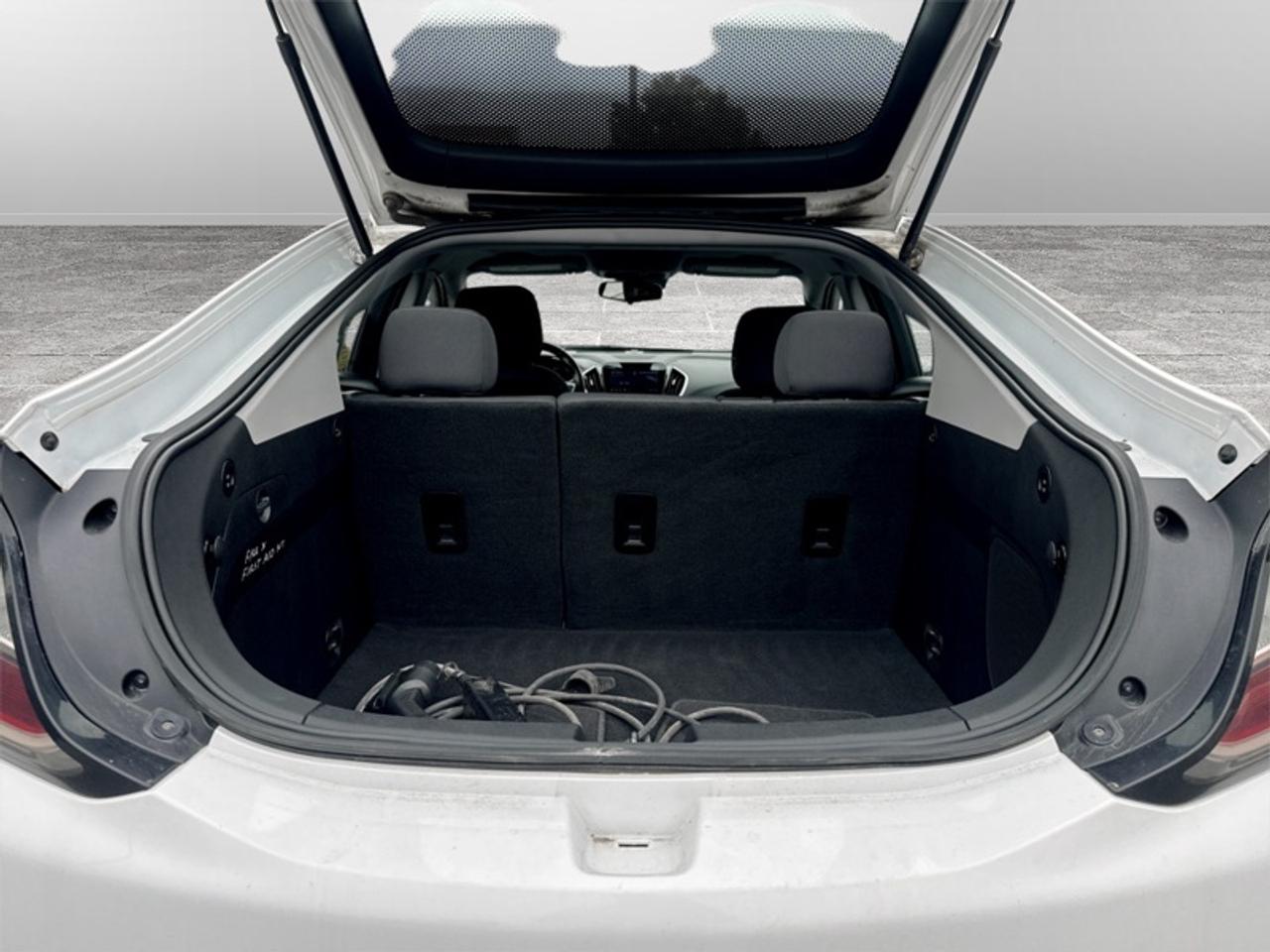 2019 Chevrolet Volt LT Photo