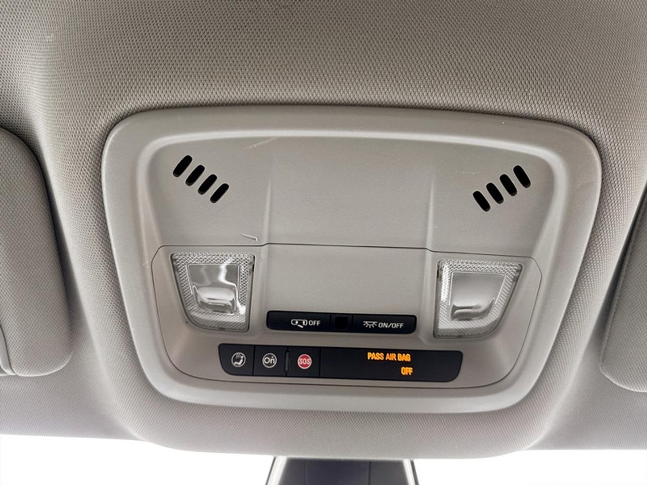 2019 Chevrolet Volt LT Photo