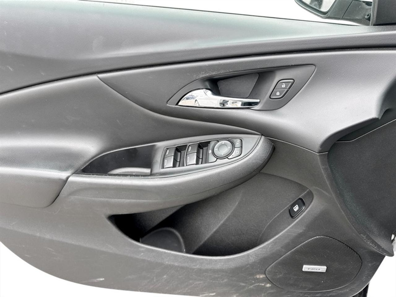 2019 Chevrolet Volt LT Photo