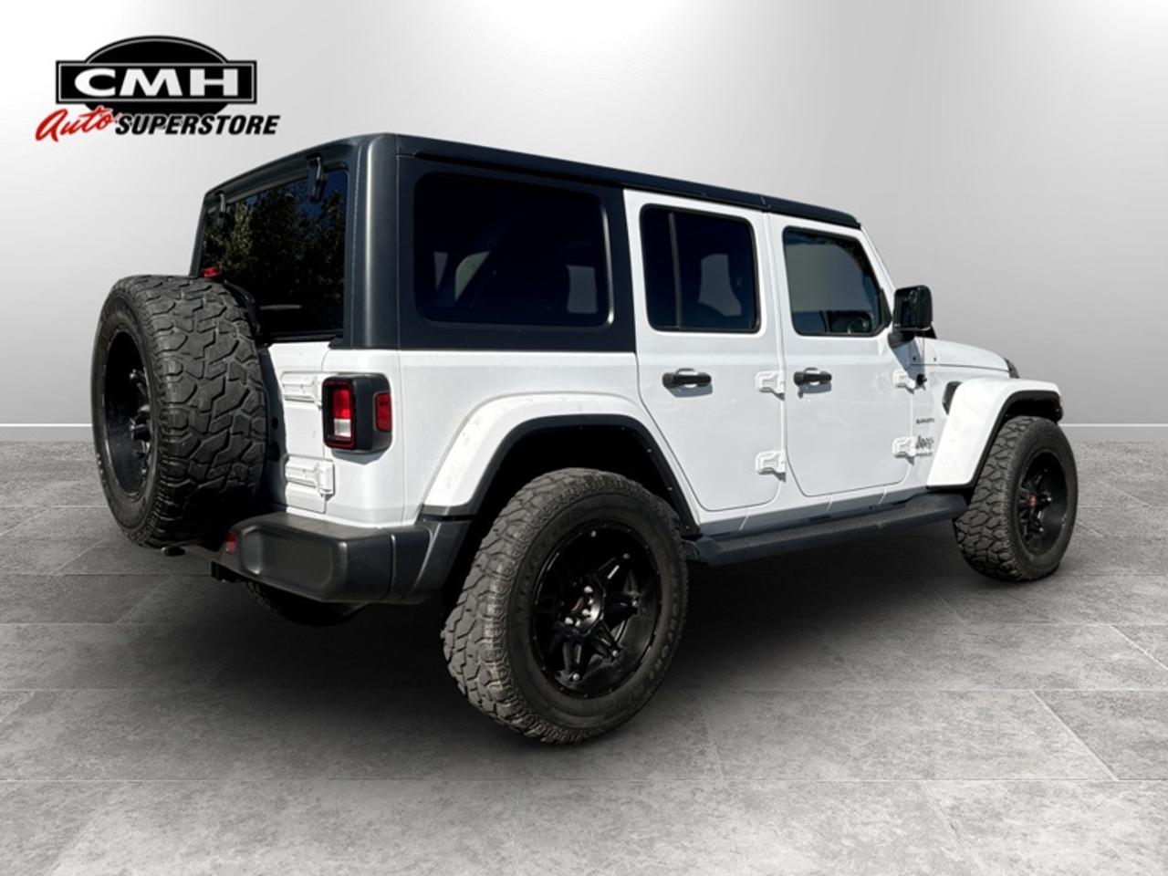 2021 Jeep Wrangler Sahara Photo