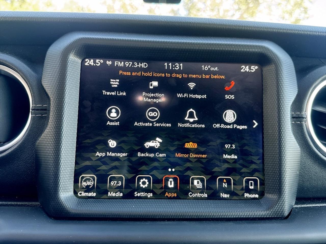 2021 Jeep Wrangler Sahara Photo