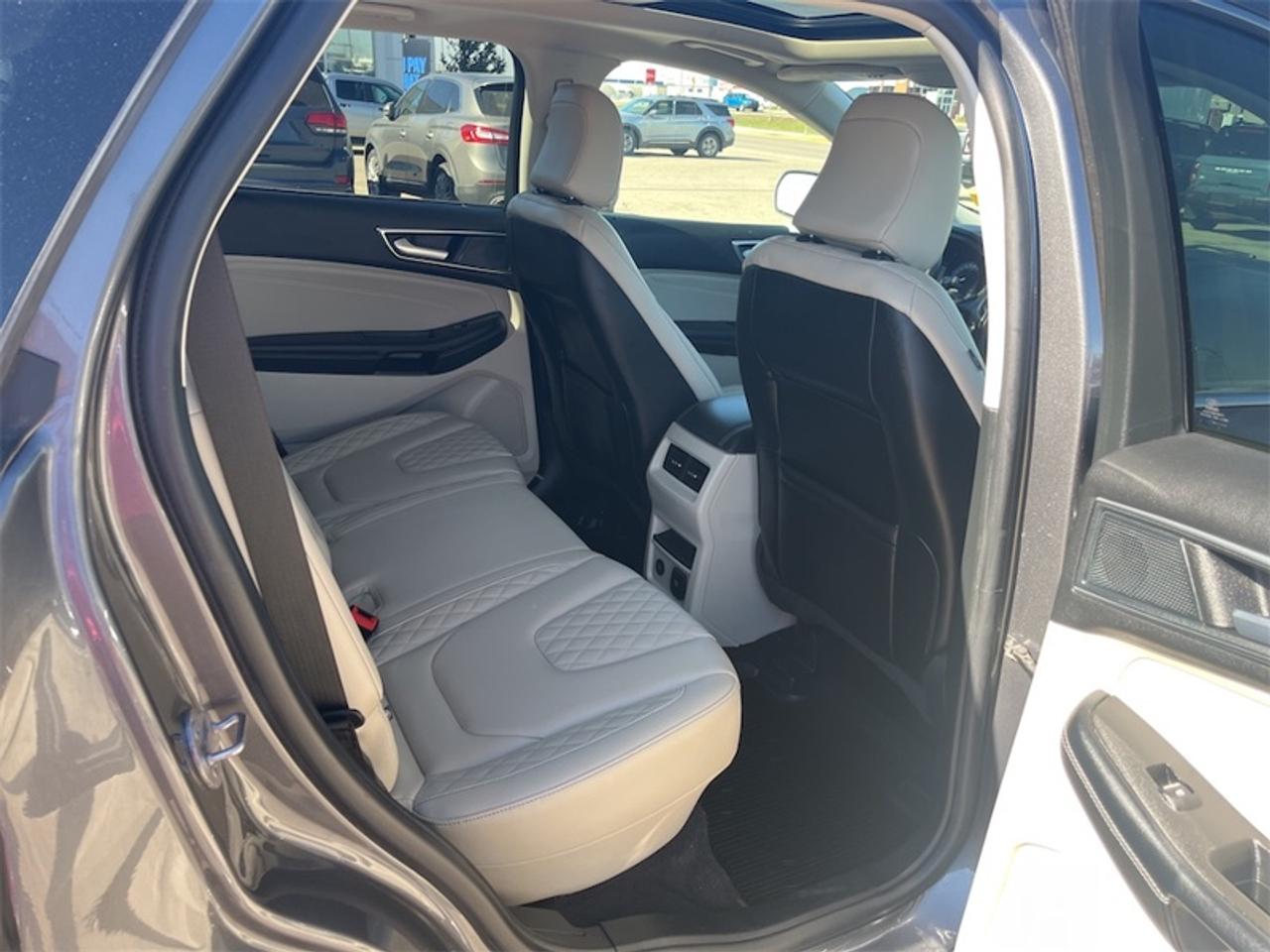 2024 Ford Edge Titanium  - Leather Seats -  Premium Audio Photo5
