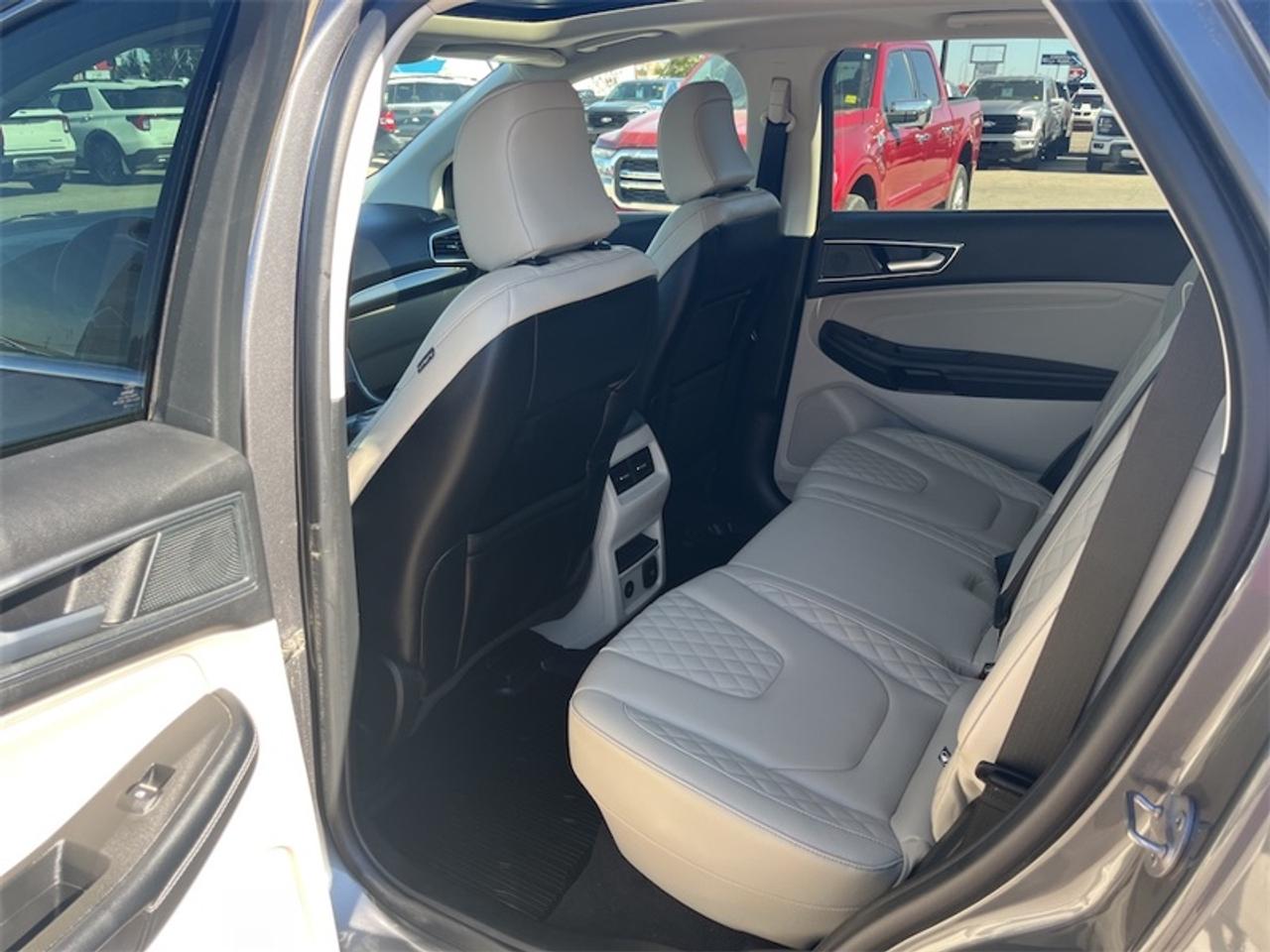 2024 Ford Edge Titanium  - Leather Seats -  Premium Audio Photo5