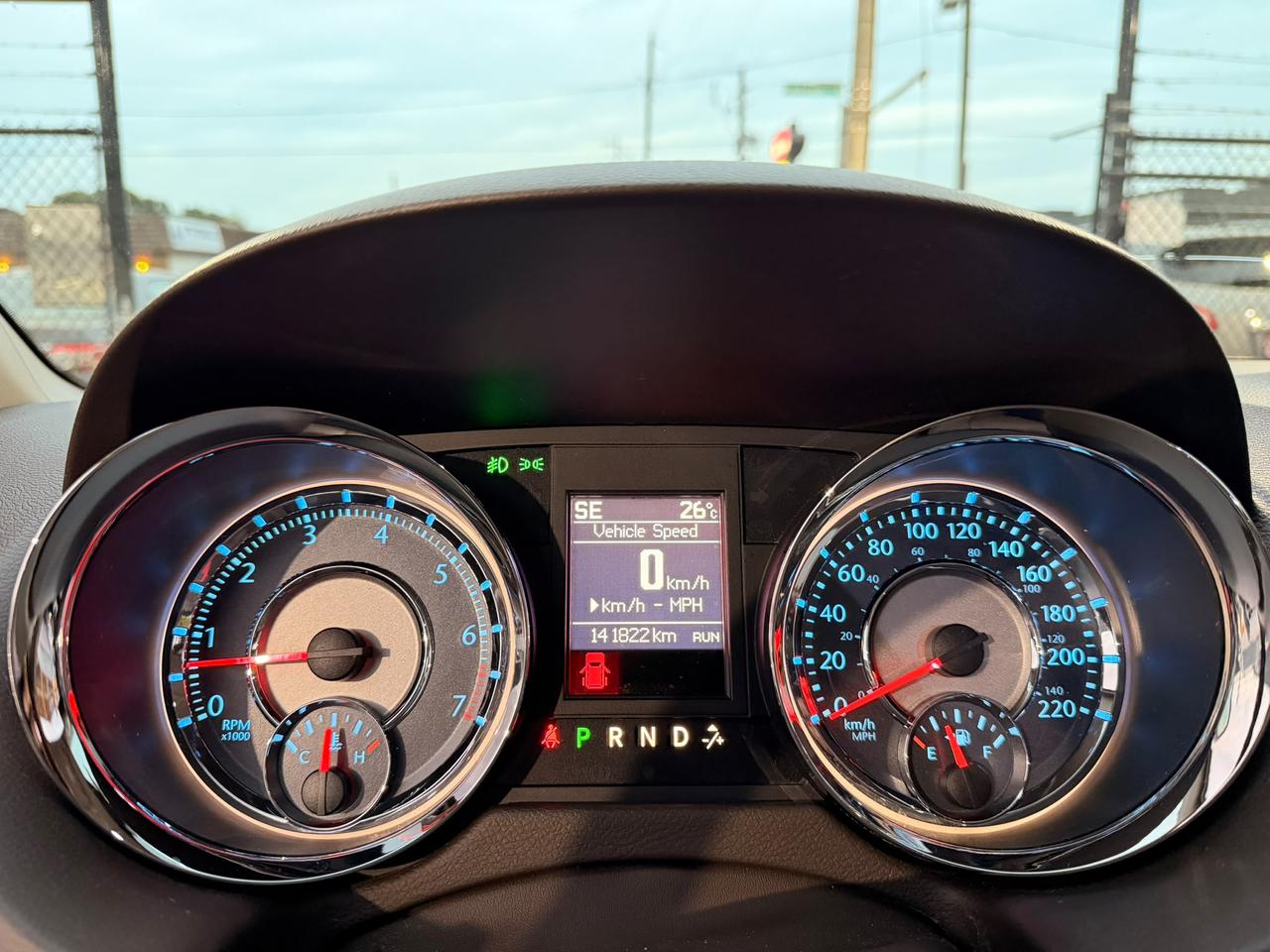 2014 Chrysler Town & Country Limited Photo