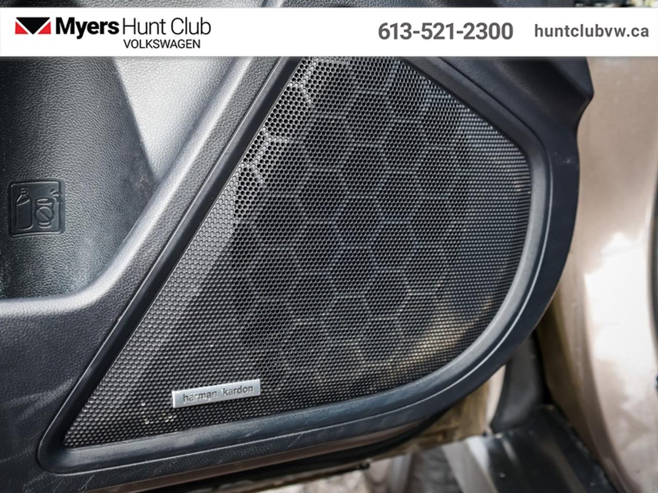 2022 Subaru Outback Limited  - Leather Seats Photo