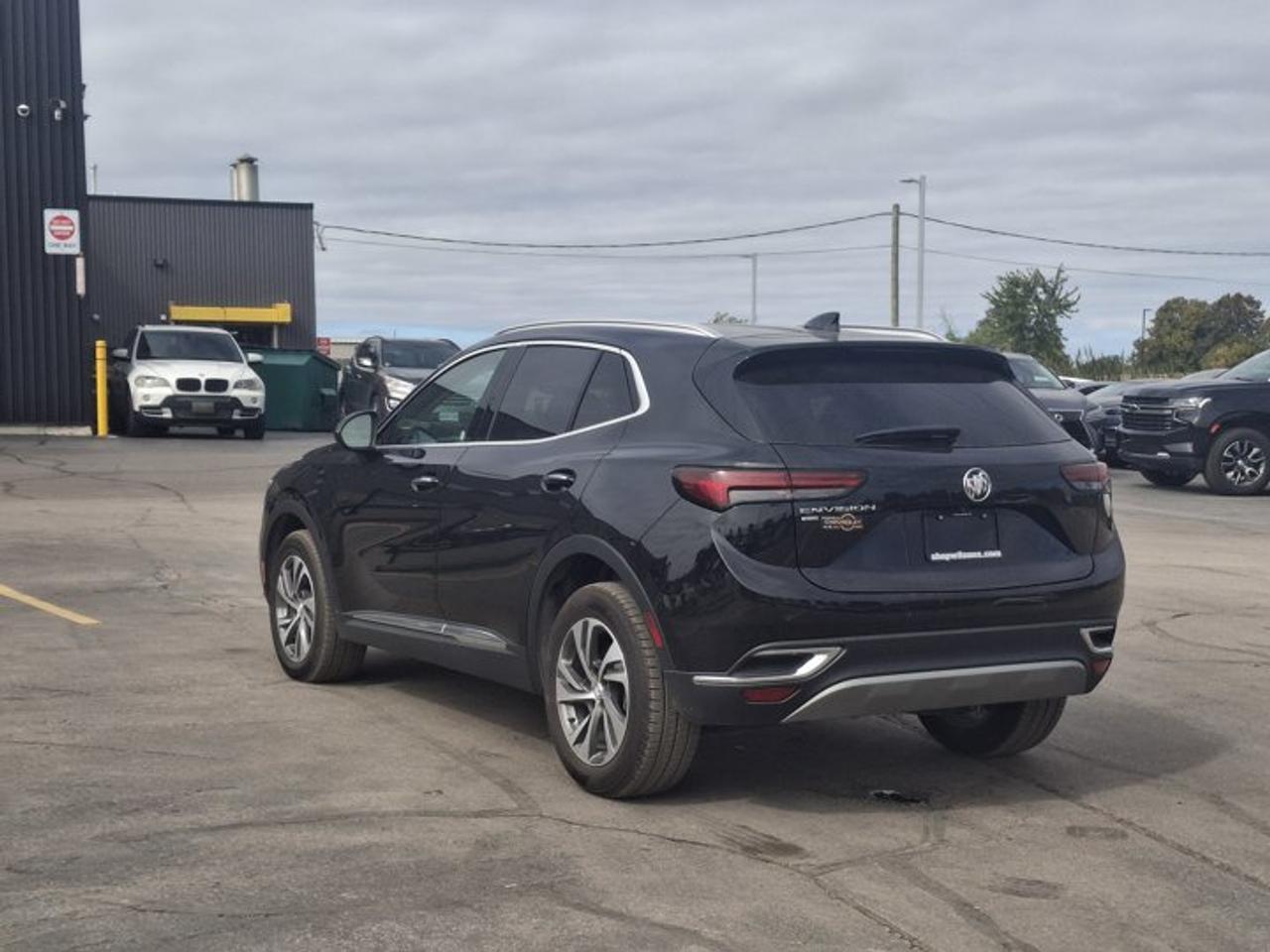 2023 Buick Envision Essence AWD | Leather | Heated Steering | Remote Start | Hands Free Liftgate | Lane Departure & More Photo