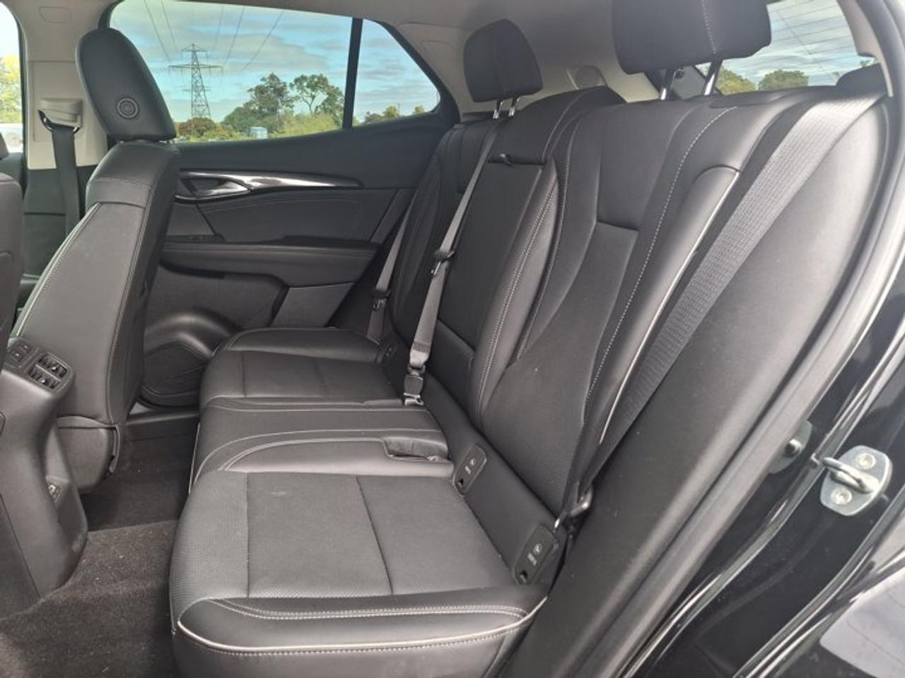 2023 Buick Envision Essence AWD | Leather | Heated Steering | Remote Start | Hands Free Liftgate | Lane Departure & More Photo