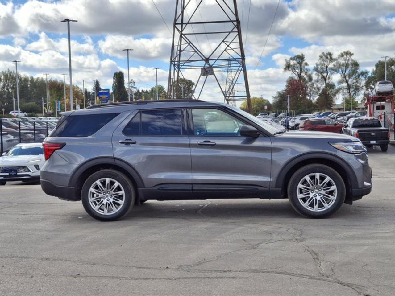2026 Ford Explorer ACTIVE 4WD | Comfort PKG | 20" Alloys | Pano Sunroof | Activex Seats | Remote Start | Heated Wheel | Photo