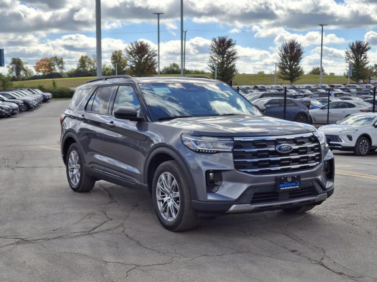 2026 Ford Explorer ACTIVE 4WD | Comfort PKG | 20" Alloys | Pano Sunroof | Activex Seats | Remote Start | Heated Wheel | Photo