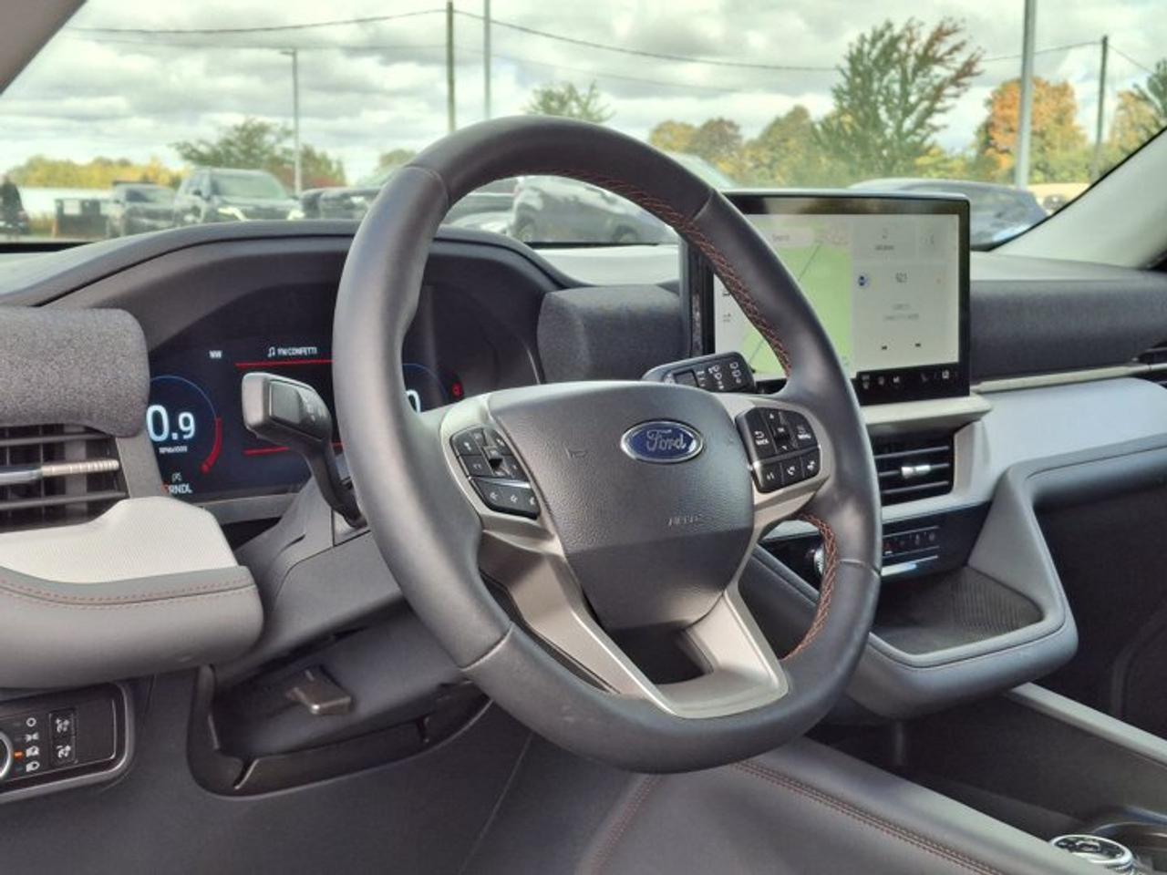 2026 Ford Explorer ACTIVE 4WD | Comfort PKG | 20" Alloys | Pano Sunroof | Activex Seats | Remote Start | Heated Wheel | Photo