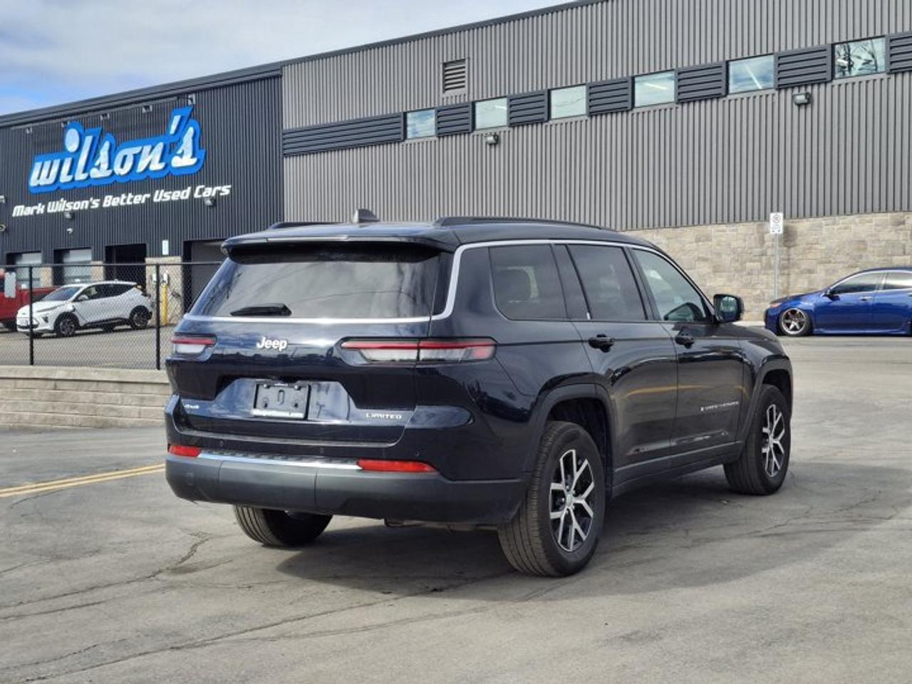 2024 Jeep Grand Cherokee L Limited 4x4 | Leather | Heated Seats + Steering | Power Liftgate | Remote Start | and More ! Photo4