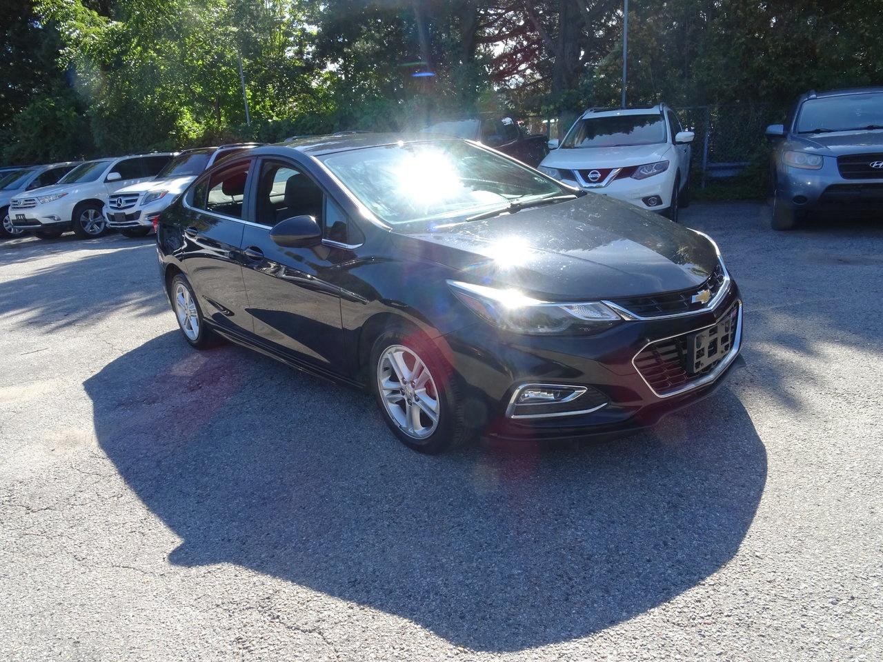2018 Chevrolet Cruze RS Photo3