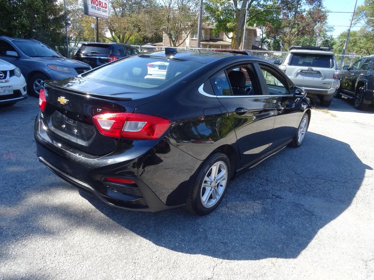 2018 Chevrolet Cruze RS Photo