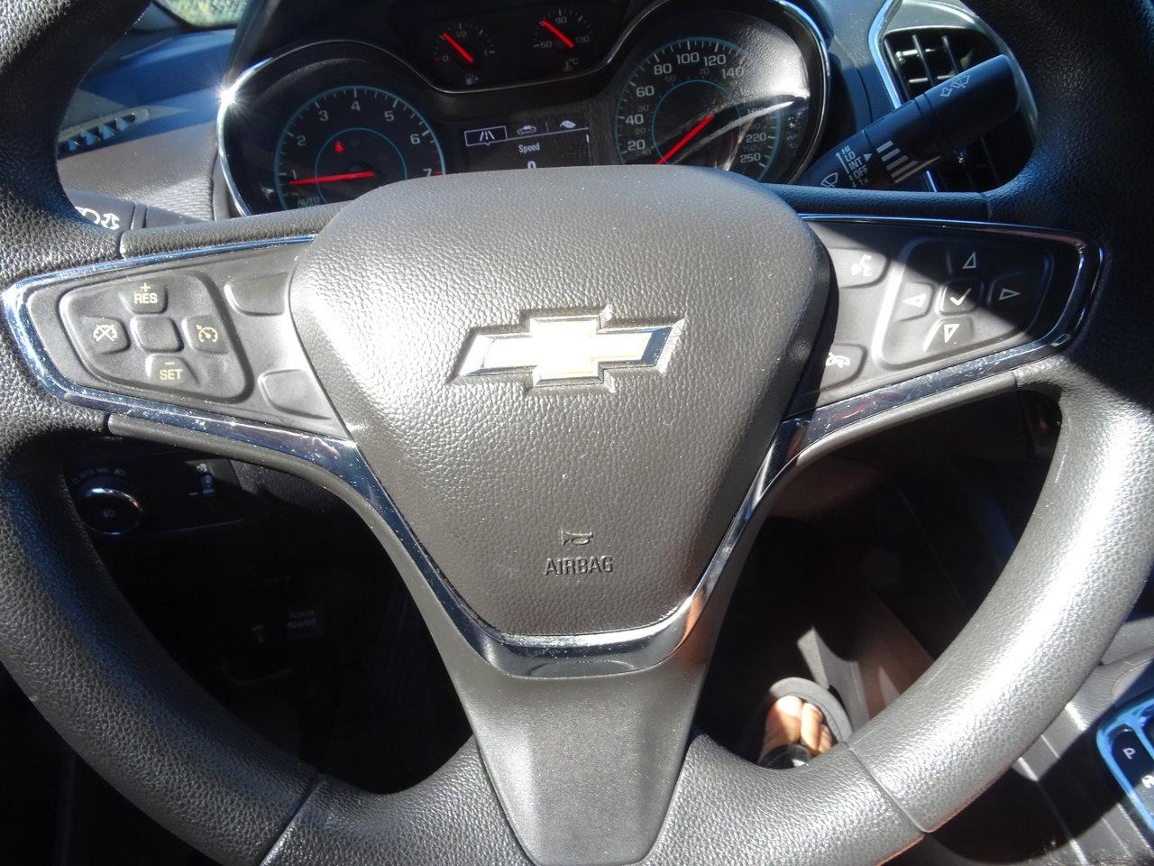 2018 Chevrolet Cruze RS Photo