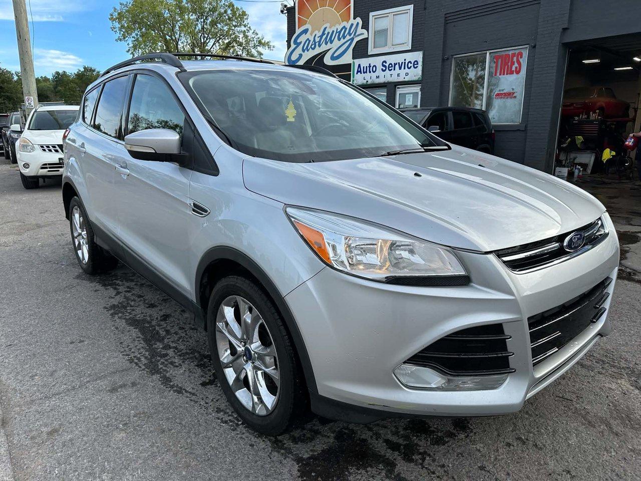 2013 Ford Escape SEL - Photo #3