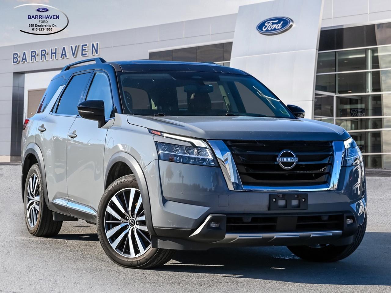 2022 Nissan Pathfinder Platinum Photo0