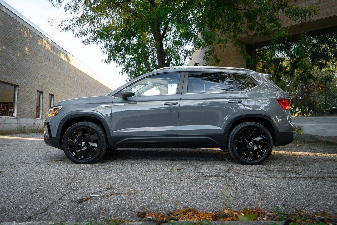 2023 Volkswagen Taos Highline Photo