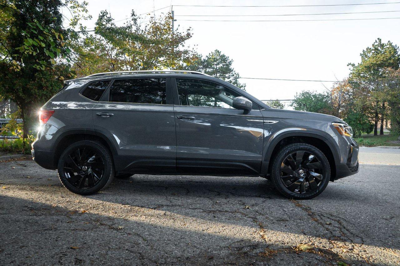 2023 Volkswagen Taos Highline Photo3