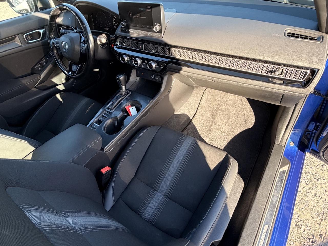 2022 Honda Civic Sport Photo