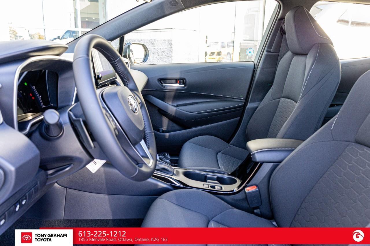 2027 Toyota Corolla Hatchback Photo