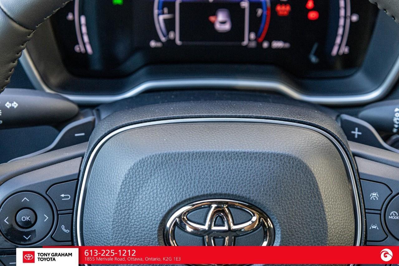 2027 Toyota Corolla Hatchback Photo