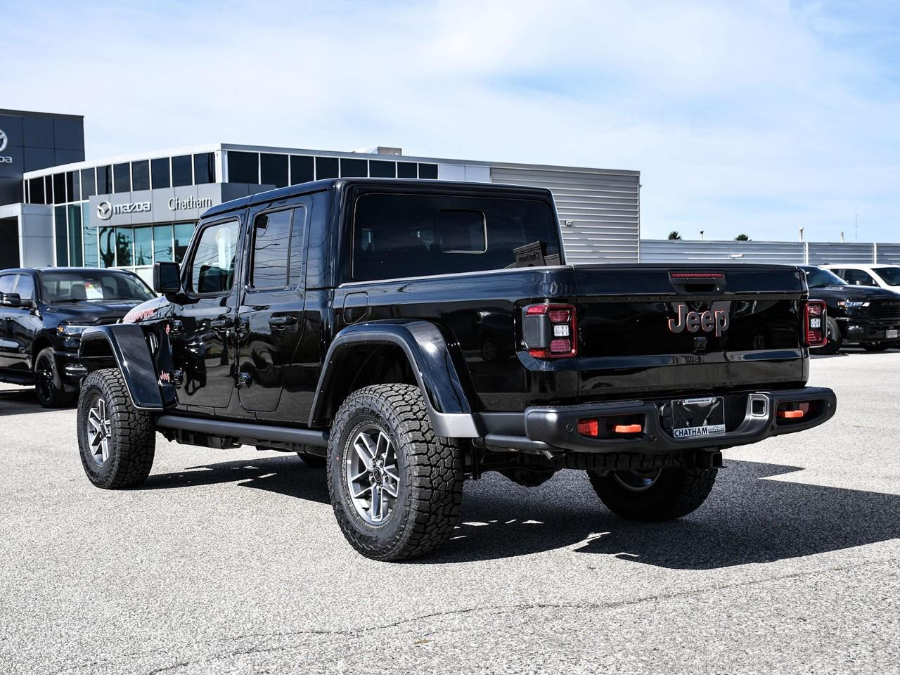 2027 Jeep Gladiator Mojave X 4x4 Photo5