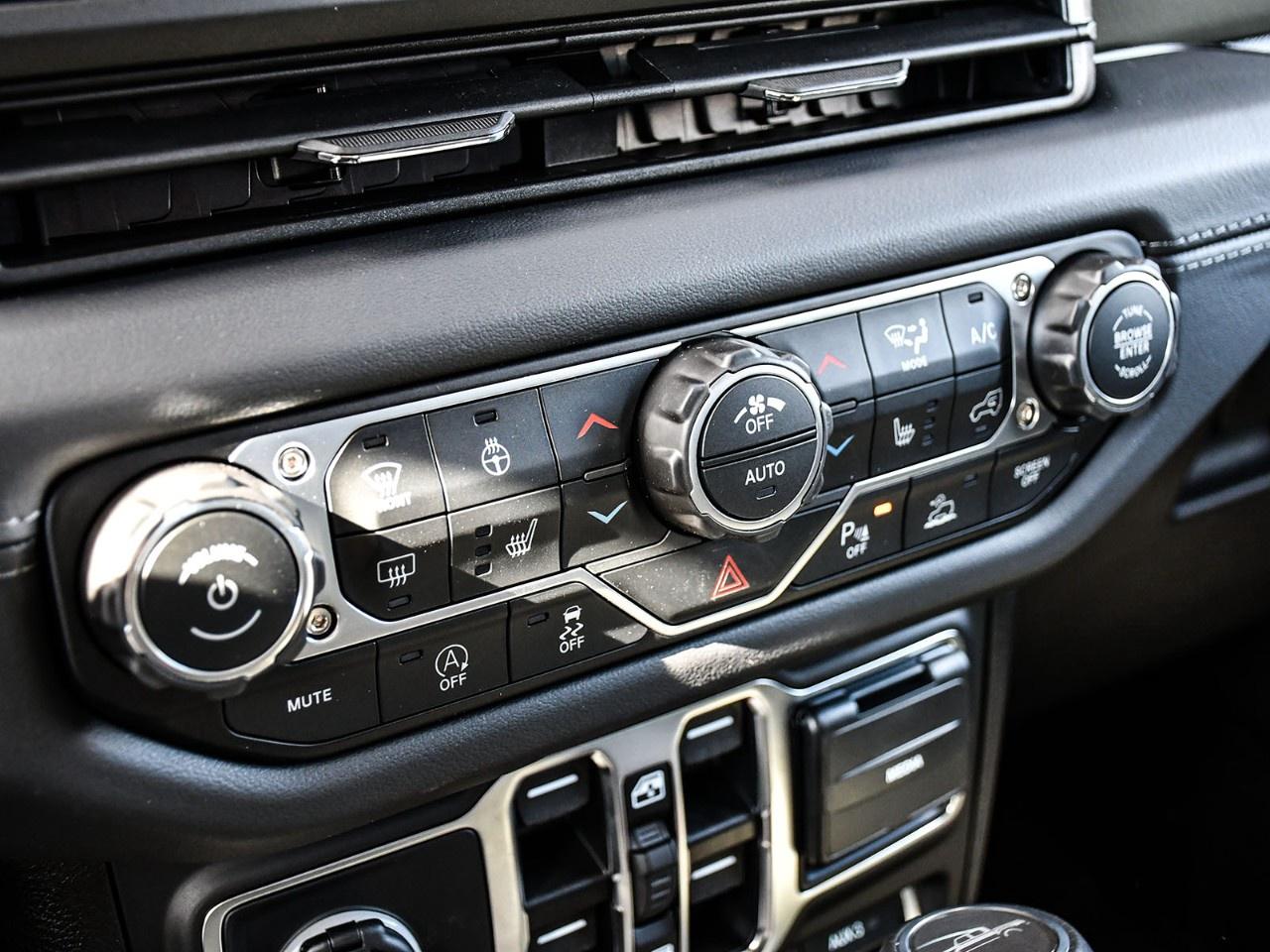 2027 Jeep Gladiator Mojave X 4x4 Photo